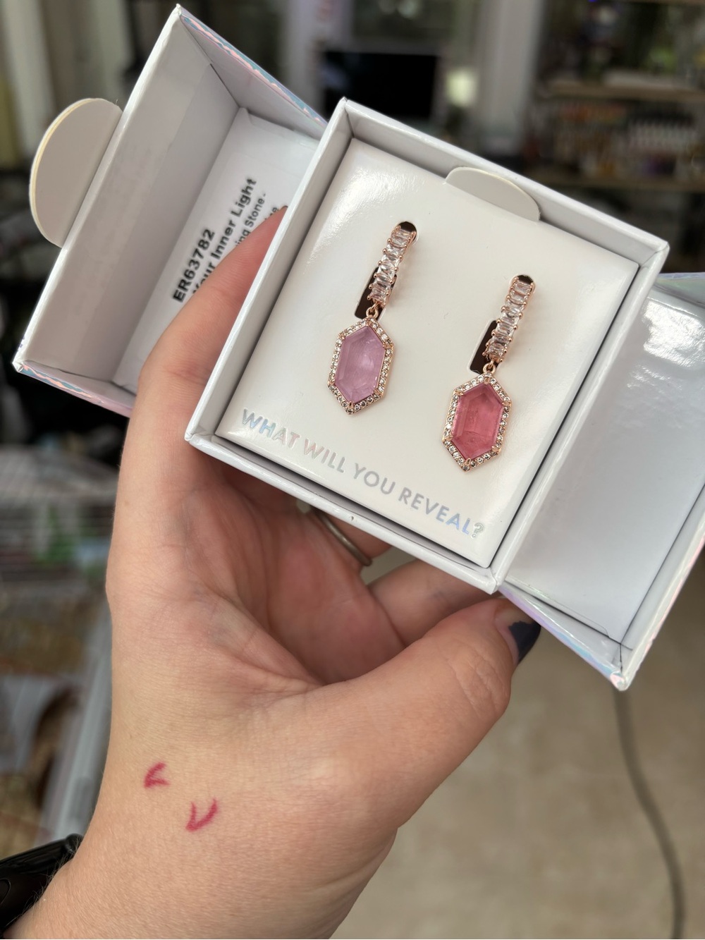 UV Reactive Rose Gold Hexagon Amethyst Earring